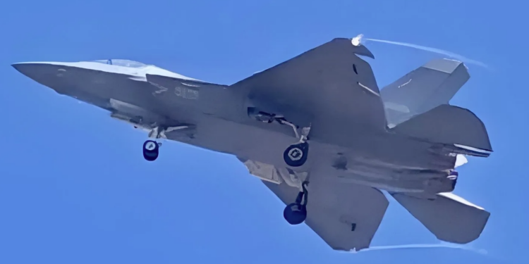 Máy bay chiến đấu mới của Trung Quốc có phải bản sao chép của F-35?