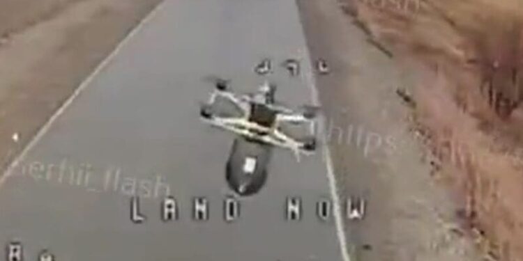 UAV cáp quang – vũ khí đắc lực hỗ trợ Nga trên chiến trường